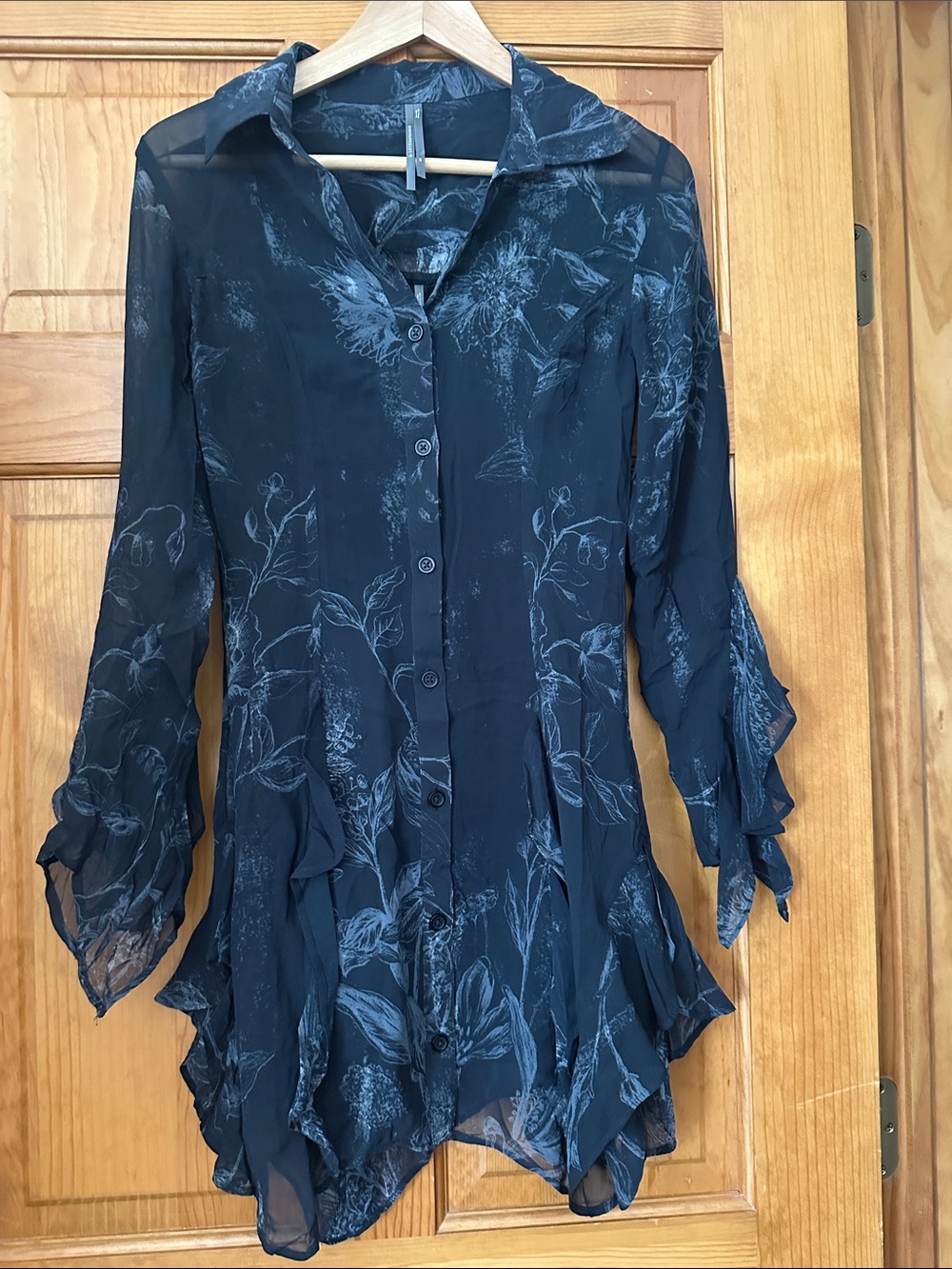 Anthropologie Navy Floral Ruffle Hem Button-Down Top